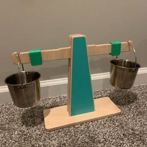 Lovevery Every Which Weigh Scales & Pails